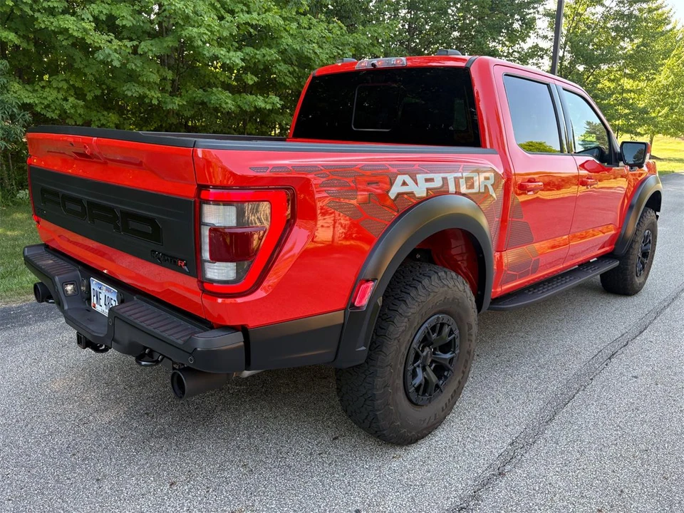 2023 Ford F-150 Raptor 14th Gen - Image 11 of 31