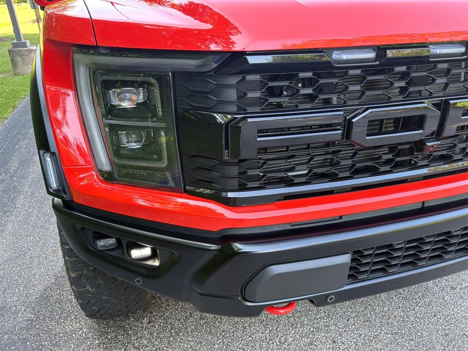 2023 Ford F-150 Raptor 14th Gen - Image 18 of 31
