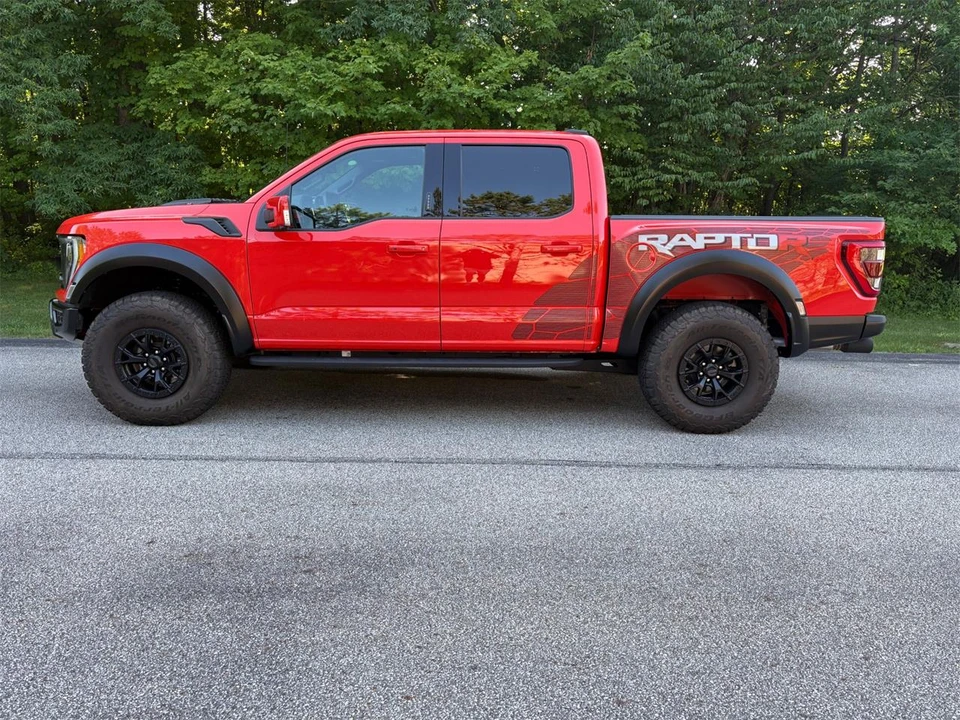2023 Ford F-150 Raptor 14th Gen - Image 8 of 31