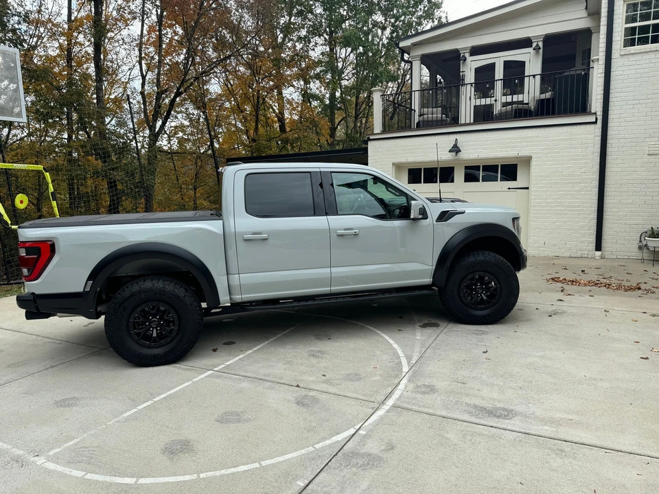 2023 Ford F-150 Raptor 14th Gen - Image 4 of 12
