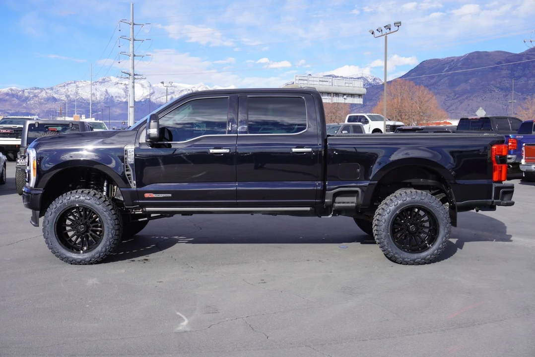 2023 Ford Super Duty 5th Gen - Image 7 of 12