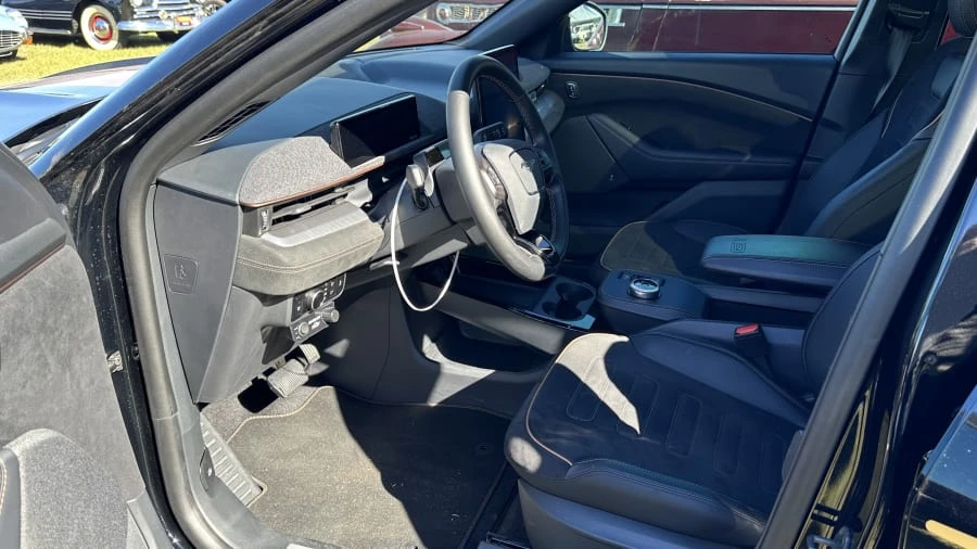 2023 Ford Mustang Mach-E - Image 11 of 31