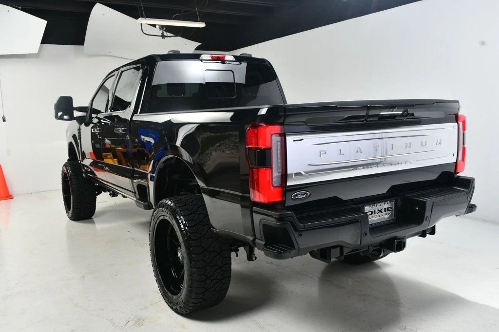 2023 Ford Super Duty 5th Gen - Image 10 of 12