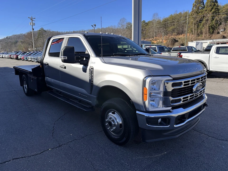 2023 Ford Super Duty 5th Gen - Image 4 of 12