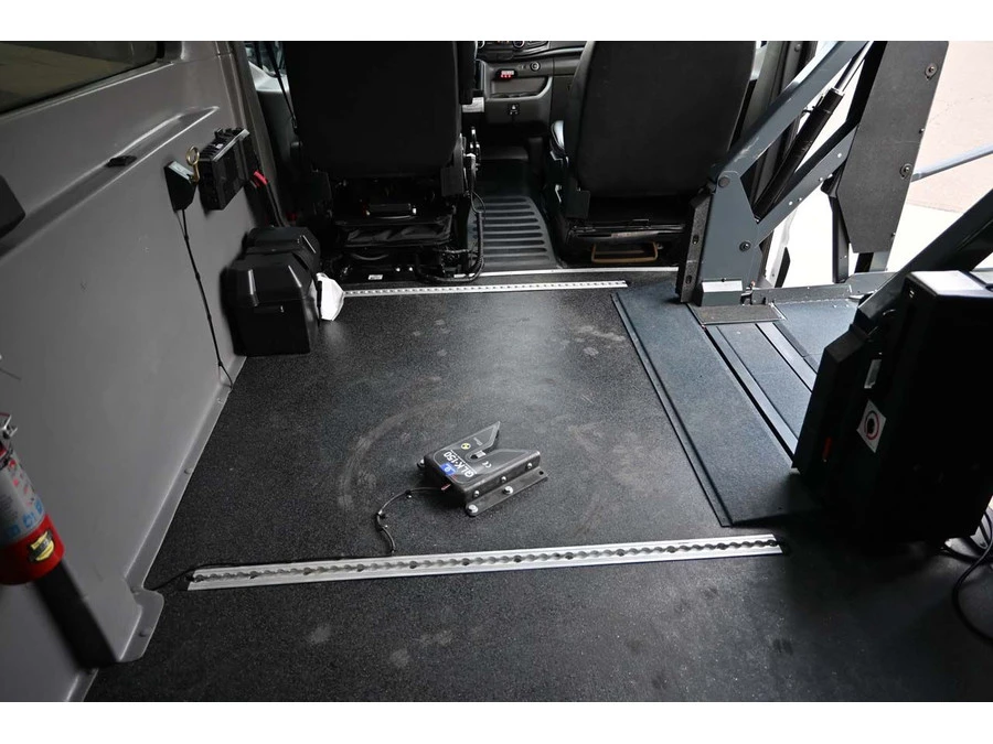 2023 Ford Transit - Image 24 of 31