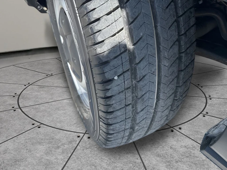 2023 Ford Transit - Image 28 of 30