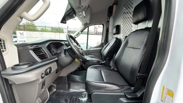 2023 Ford Transit - Image 16 of 31