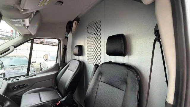 2023 Ford Transit - Image 17 of 31