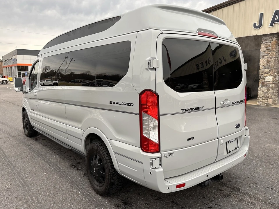 2023 Ford Transit - Image 8 of 31