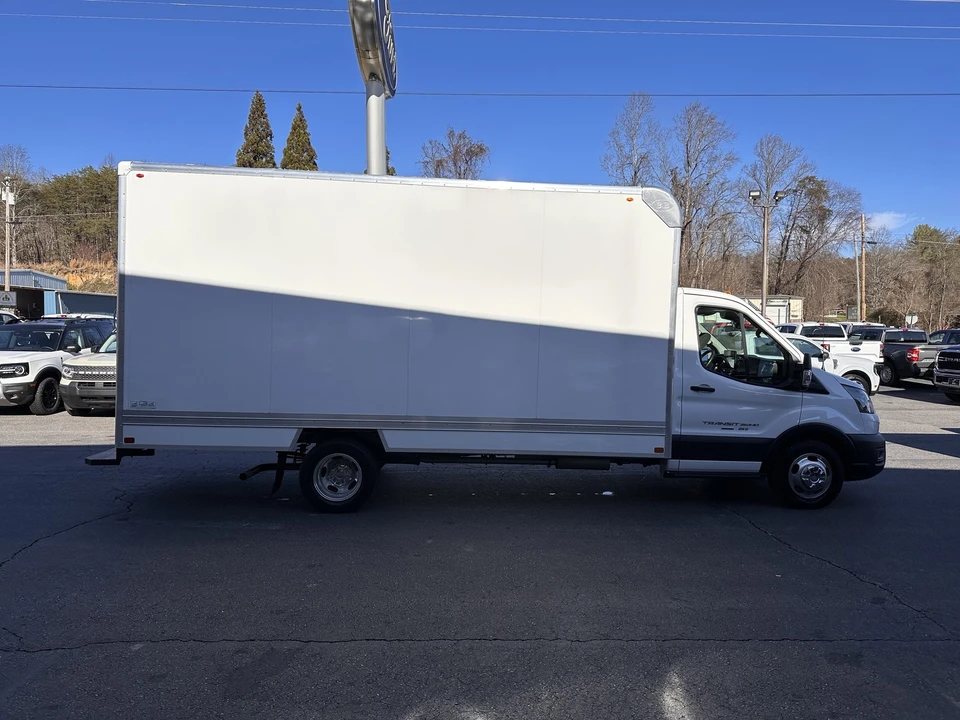 2023 Ford Transit - Image 5 of 12
