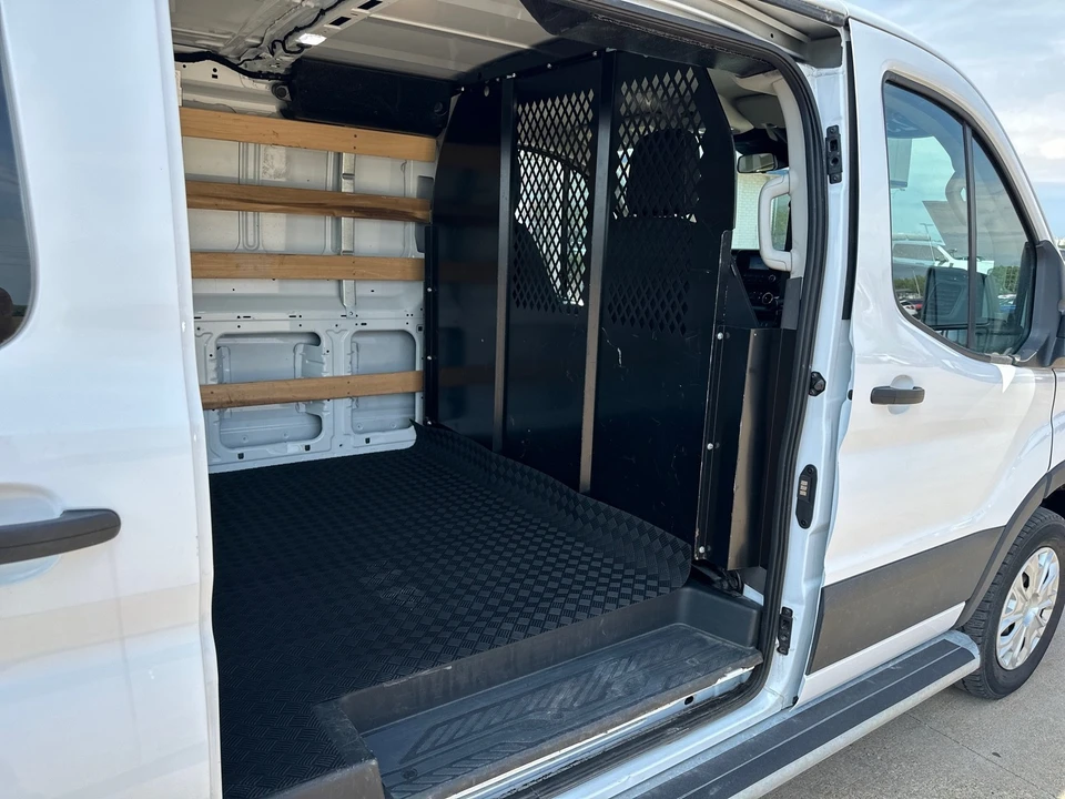 2023 Ford Transit - Image 16 of 31