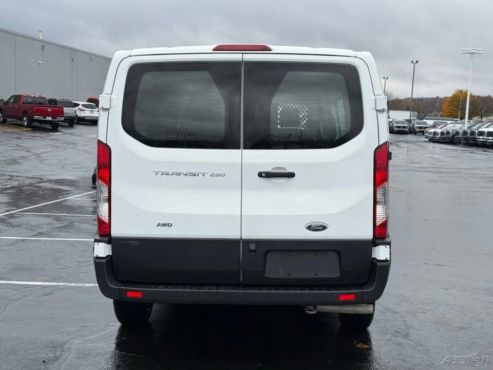 2023 Ford Transit - Image 4 of 12