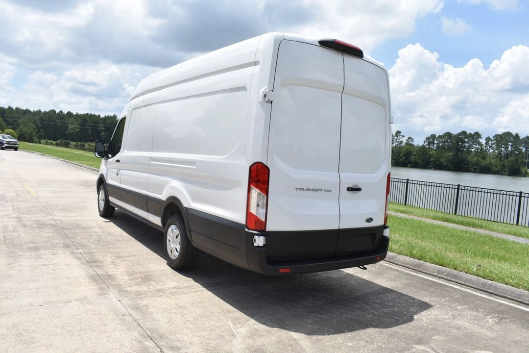 2023 Ford Transit - Image 4 of 19