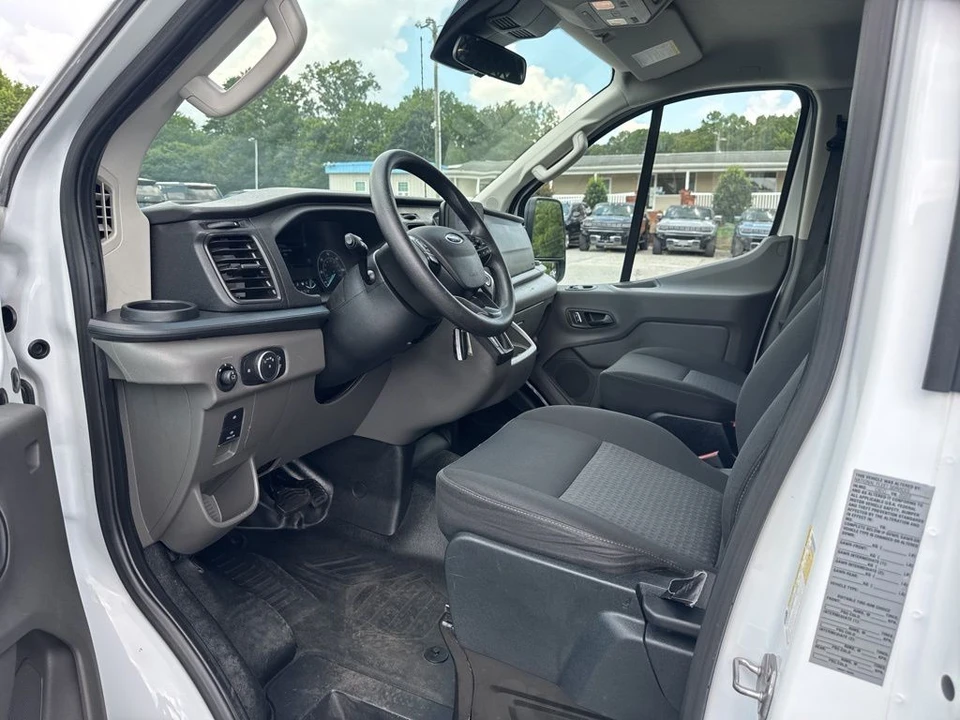 2023 Ford Transit - Image 9 of 12