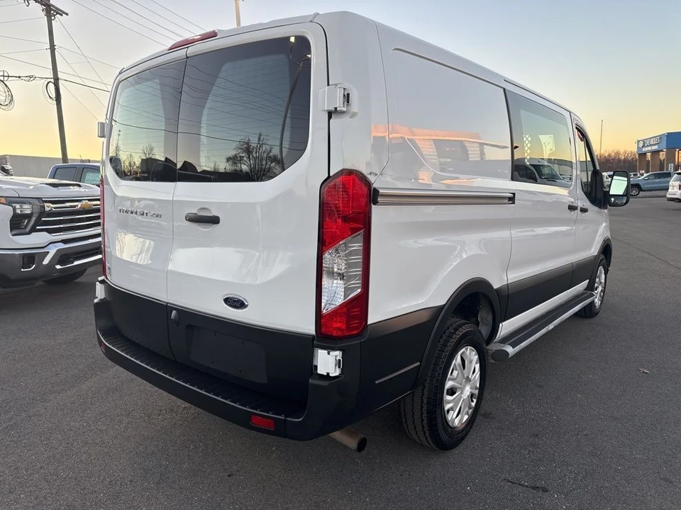 2023 Ford Transit - Image 5 of 12