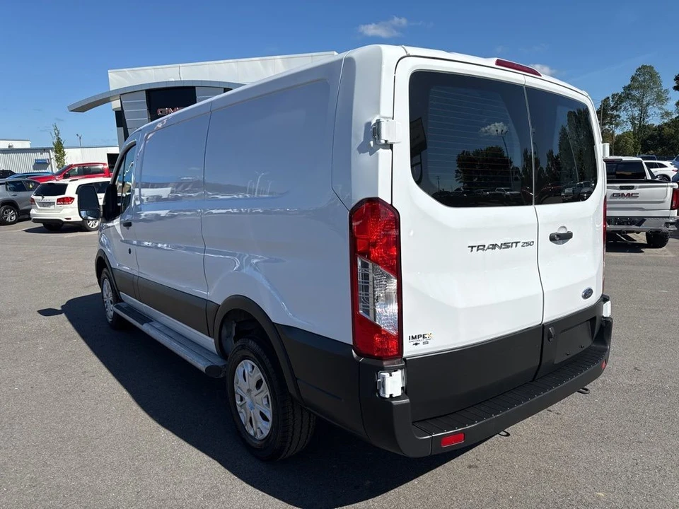 2023 Ford Transit - Image 3 of 31