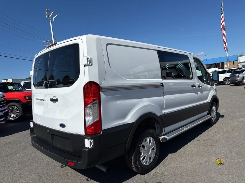 2023 Ford Transit - Image 5 of 31