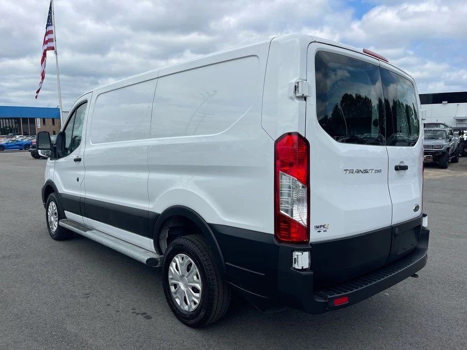 2023 Ford Transit - Image 3 of 12