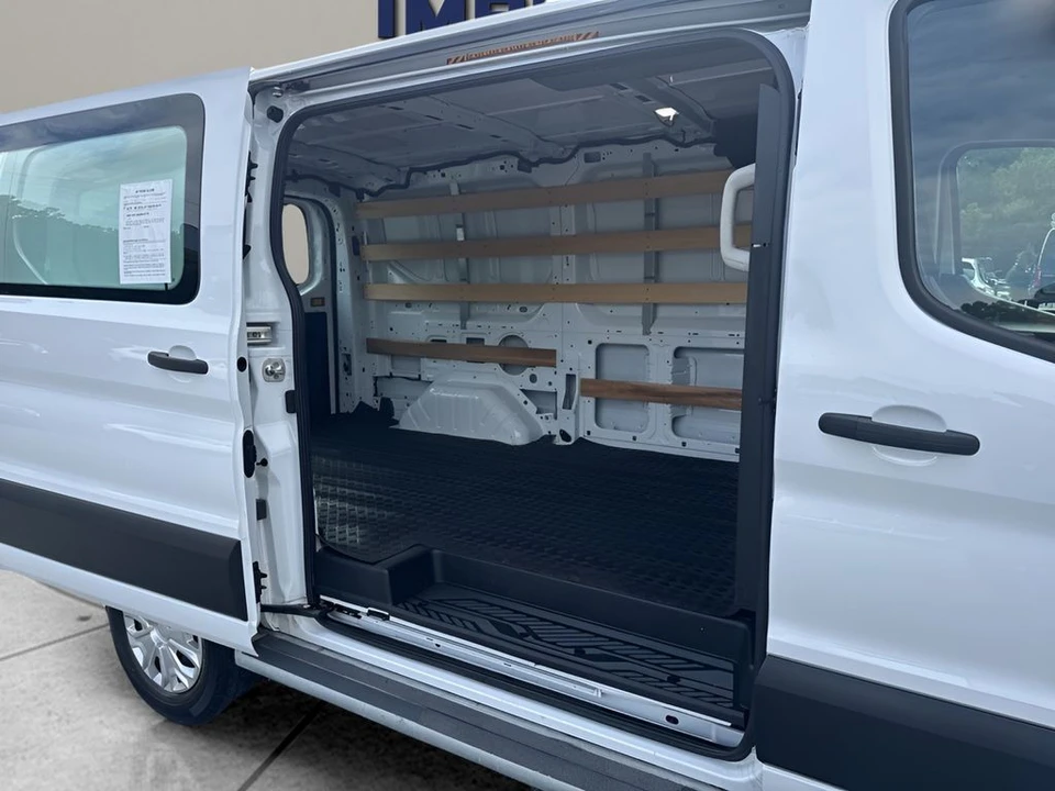 2023 Ford Transit - Image 21 of 28