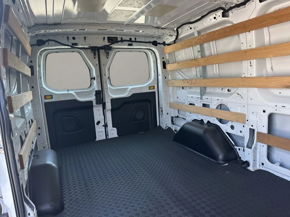 2023 Ford Transit - Image 10 of 12