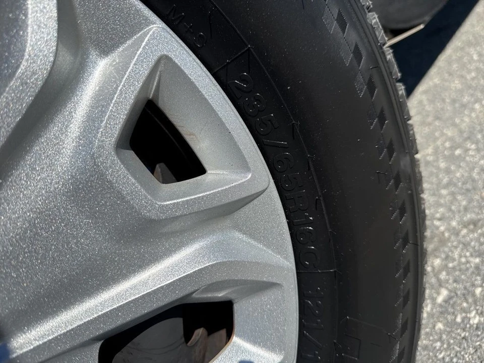 2023 Ford Transit - Image 25 of 28