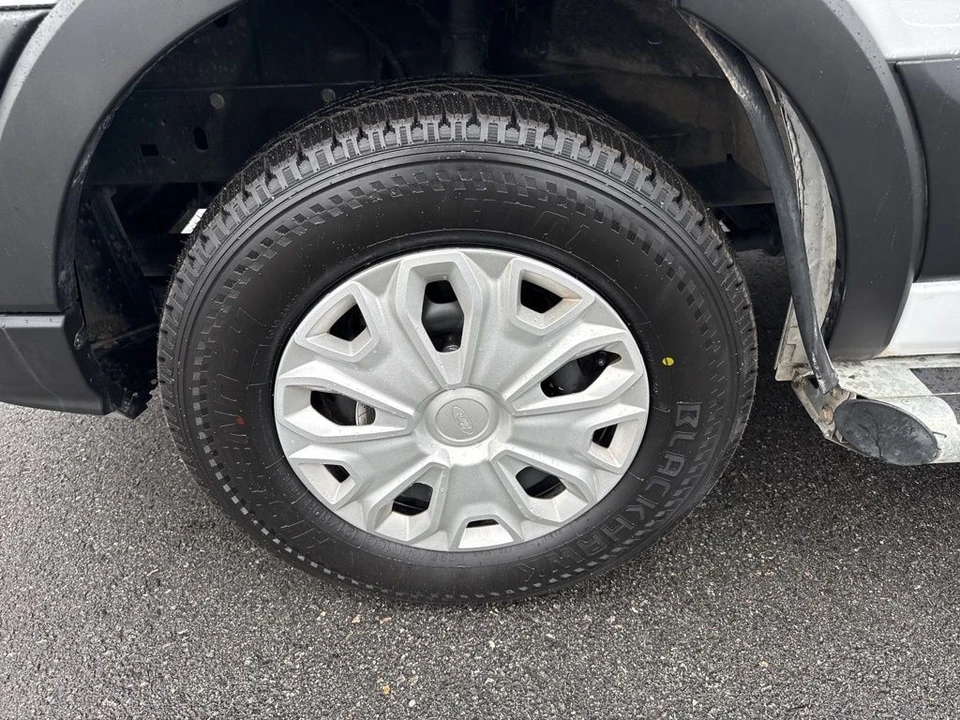 2023 Ford Transit - Image 25 of 30