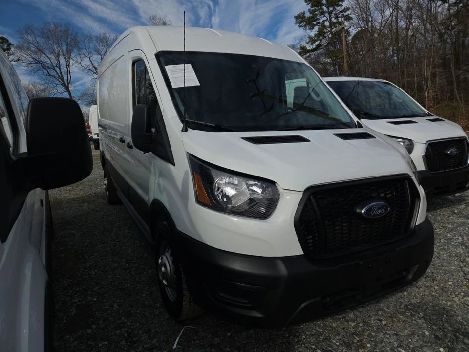 2023 Ford Transit - Image 2 of 4
