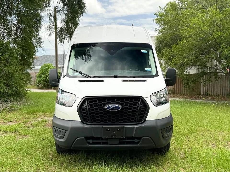 2023 Ford Transit - Image 2 of 9