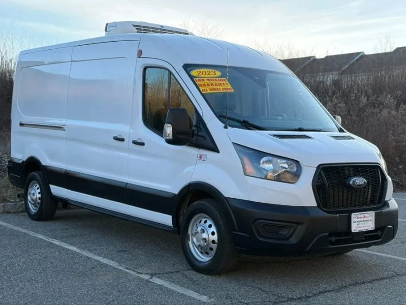 2023 Ford Transit - Image 2 of 12