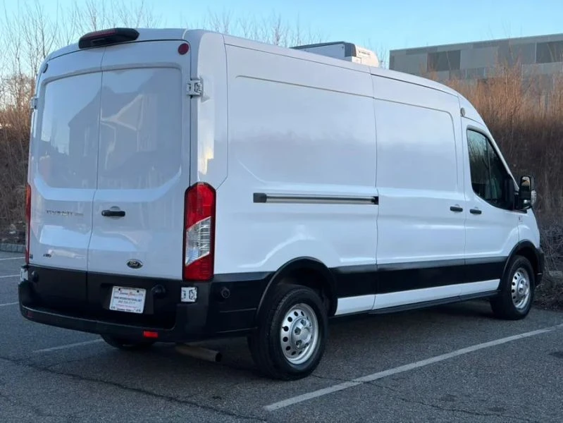 2023 Ford Transit - Image 8 of 12
