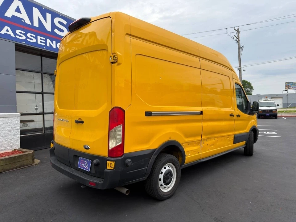 2023 Ford Transit - Image 7 of 23