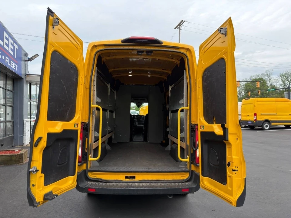 2023 Ford Transit - Image 9 of 23