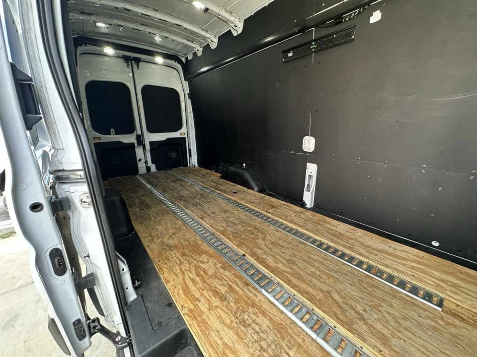 2023 Ford Transit - Image 19 of 21