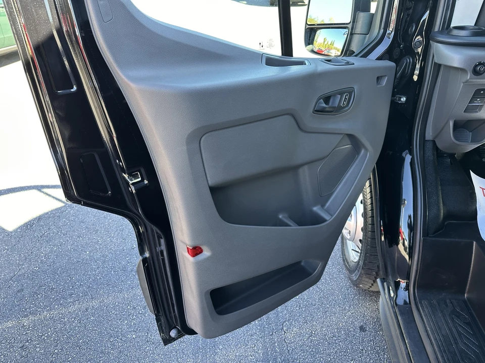2023 Ford Transit - Image 9 of 29