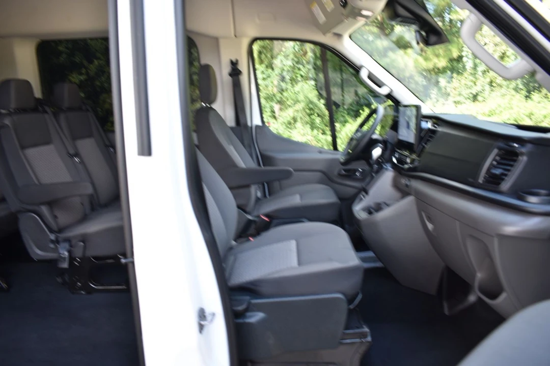 2023 Ford Transit - Image 17 of 23