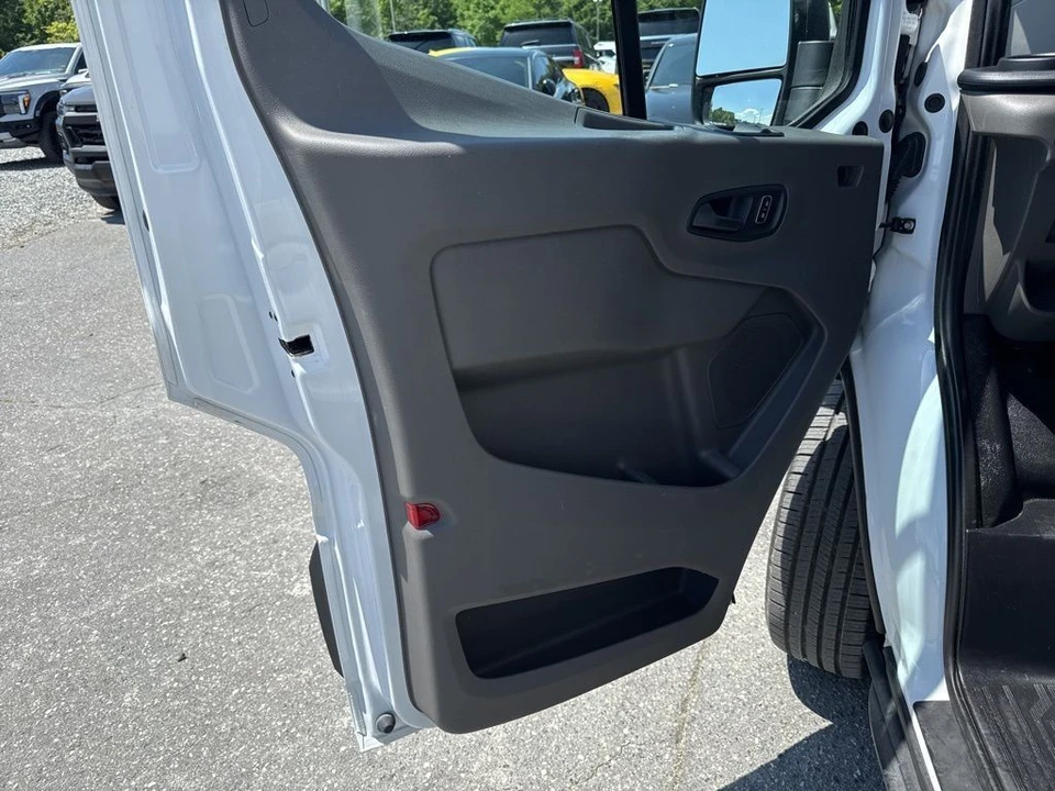 2023 Ford Transit - Image 21 of 30