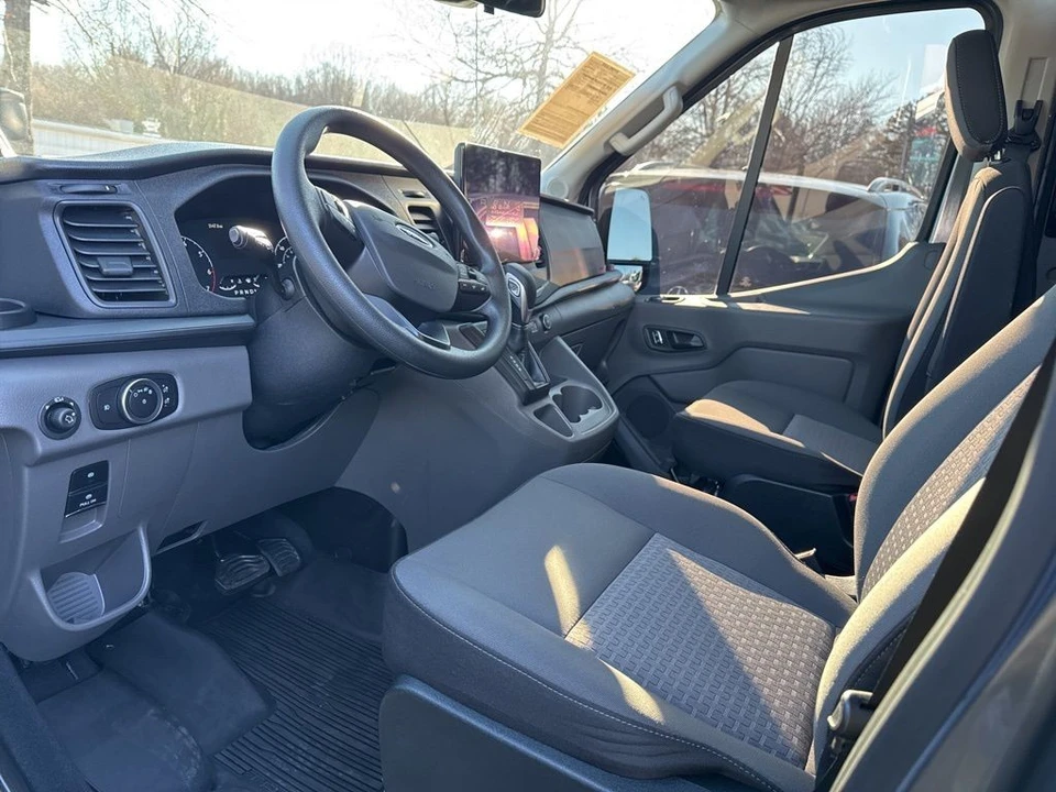 2023 Ford Transit - Image 3 of 4