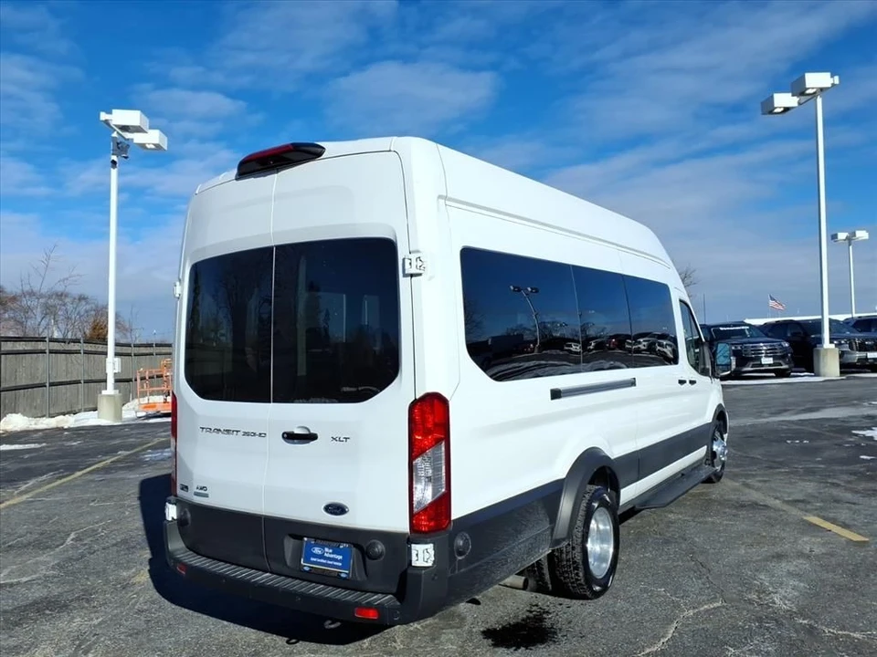 2023 Ford Transit - Image 7 of 12