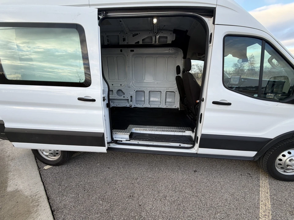 2023 Ford Transit - Image 21 of 31