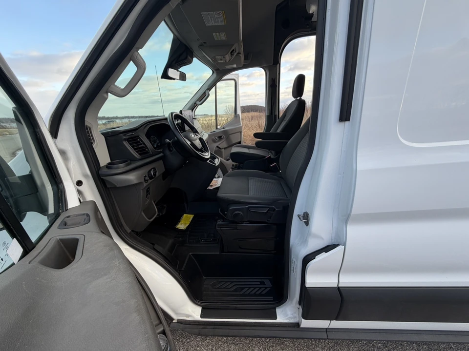 2023 Ford Transit - Image 29 of 31