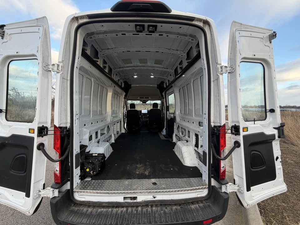 2023 Ford Transit - Image 18 of 31