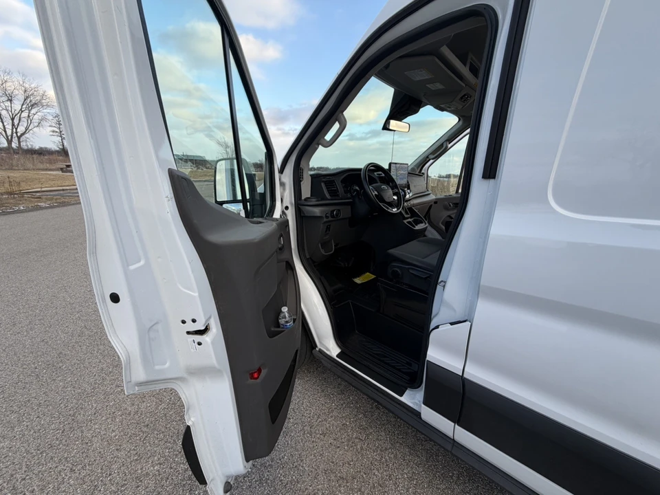 2023 Ford Transit - Image 30 of 31
