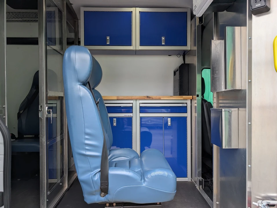 2023 Ford Transit - Image 14 of 31