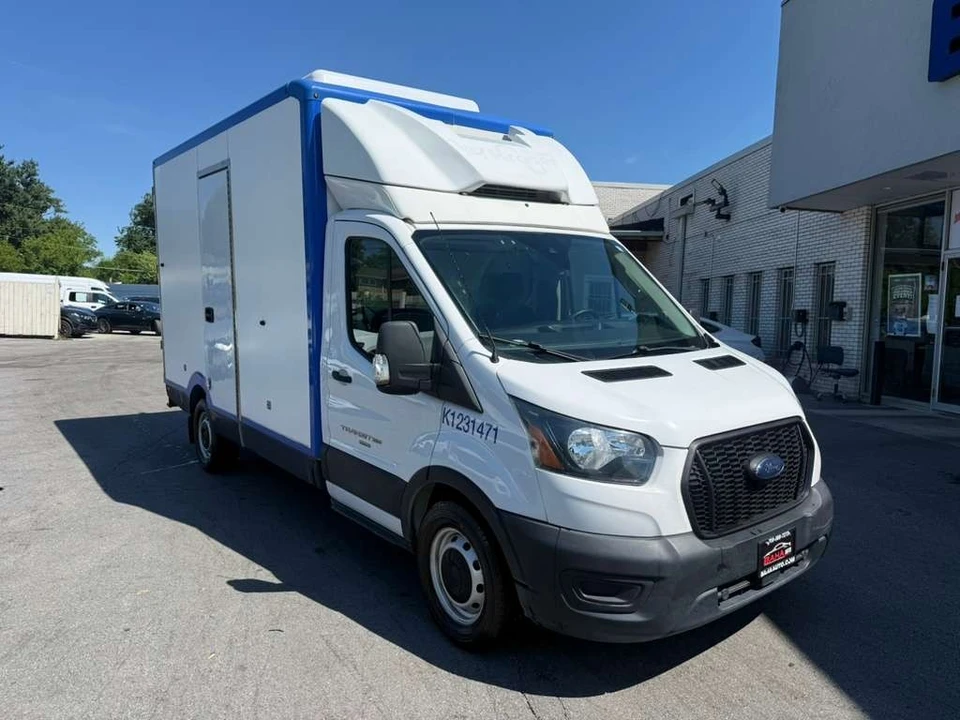 2023 Ford Transit - Image 4 of 31