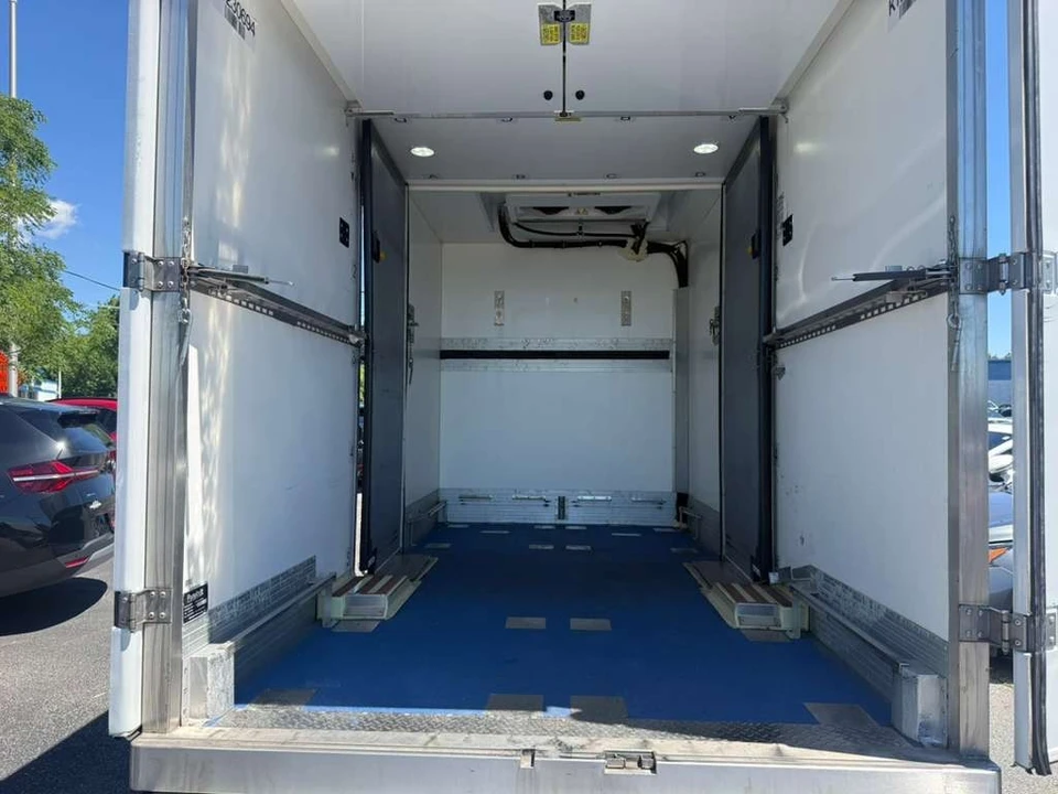 2023 Ford Transit - Image 9 of 30