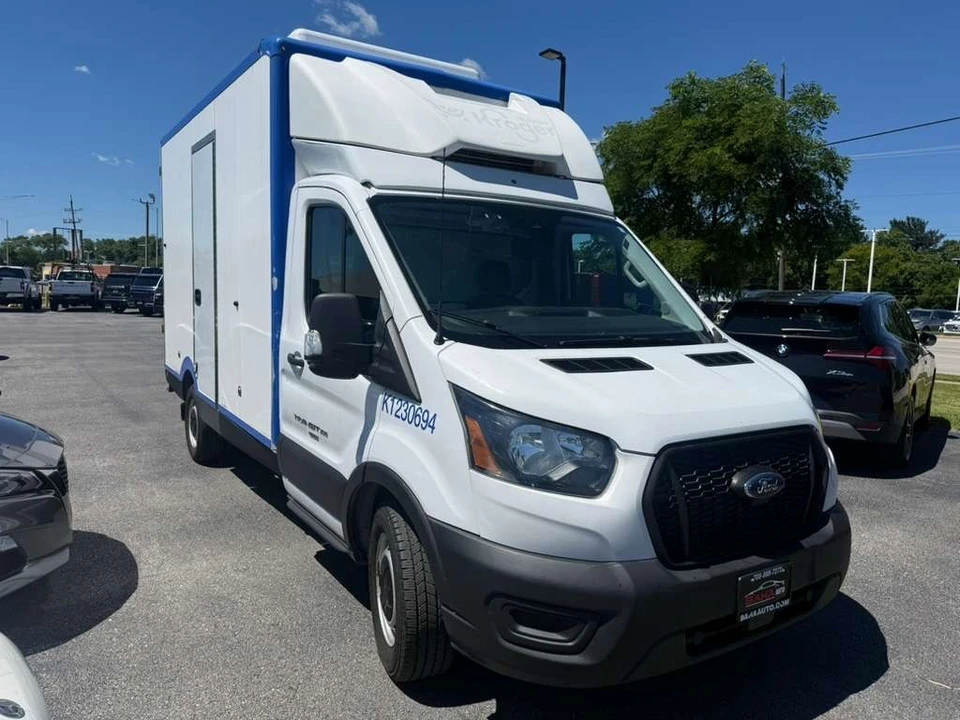 2023 Ford Transit - Image 25 of 30
