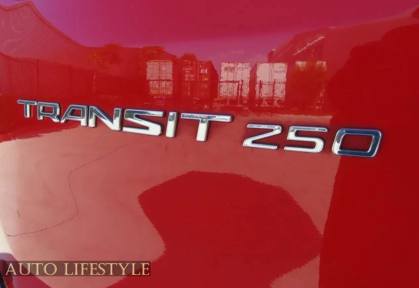 2023 Ford Transit - Image 24 of 31