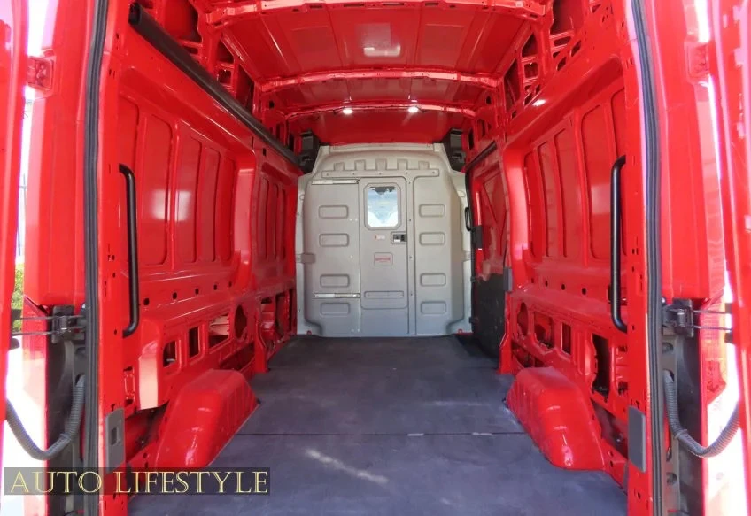 2023 Ford Transit - Image 17 of 31