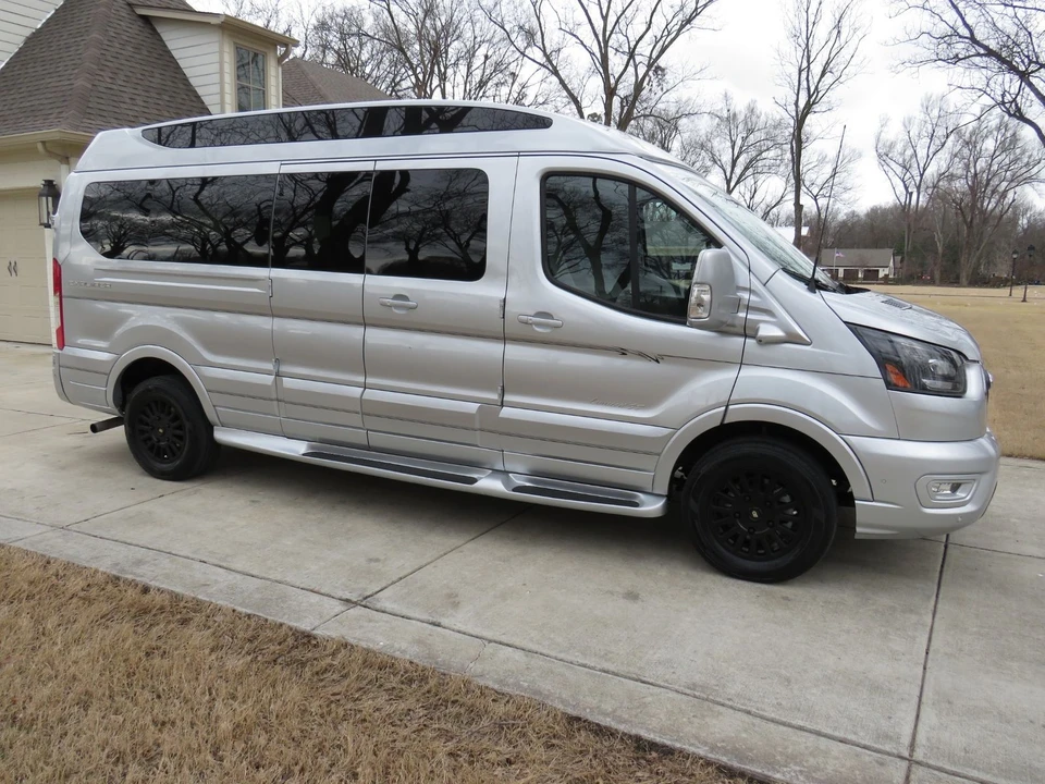 2023 Ford Transit - Image 2 of 12