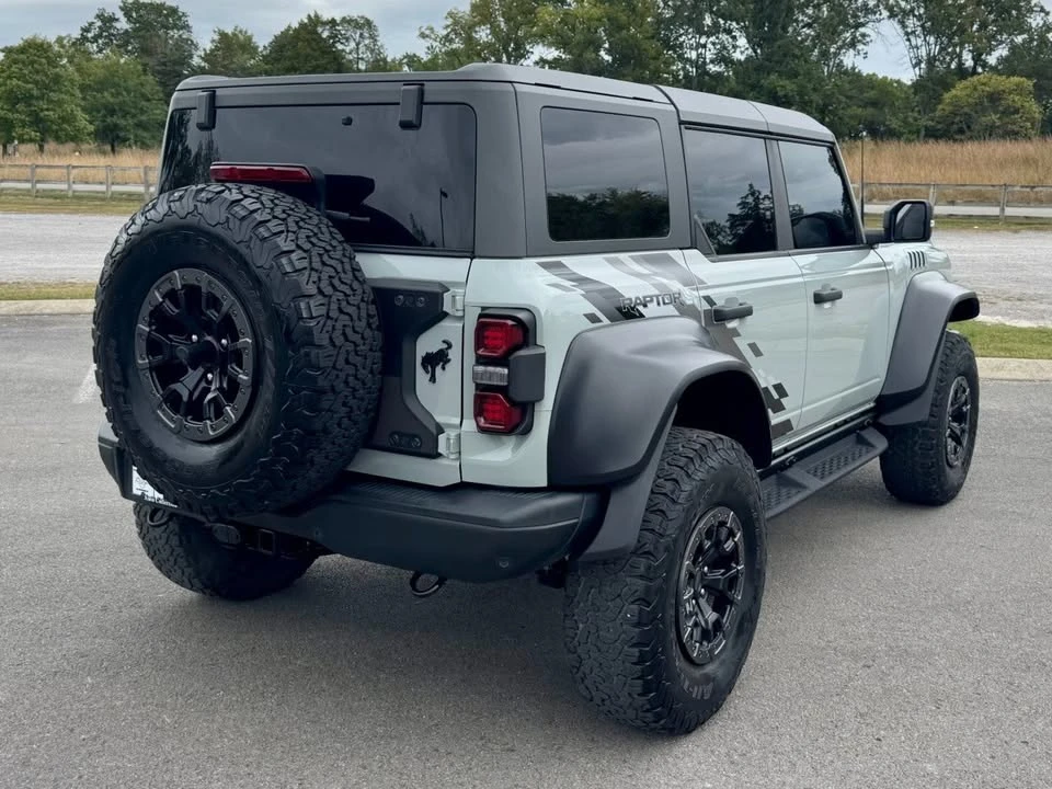 2023 Ford Bronco 6th Gen - Image 3 of 20